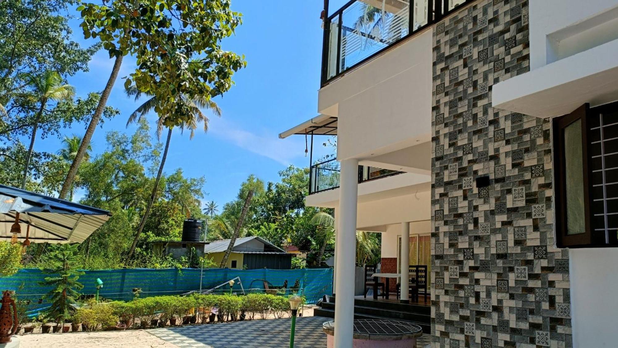 Koshy'S Beach Front Homestay มาราริคุลาม ภายนอก รูปภาพ